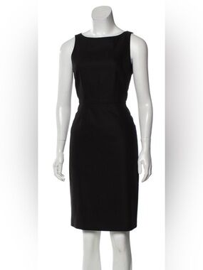 Burberry Wool Classic Sheath Dress / Black / Designer / Size 38
